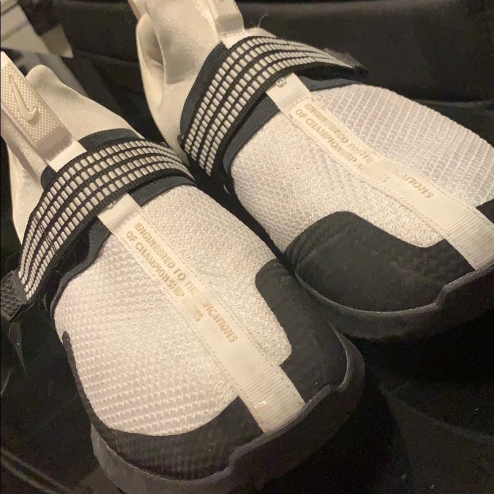 Nike metcons - Picture 3 of 7